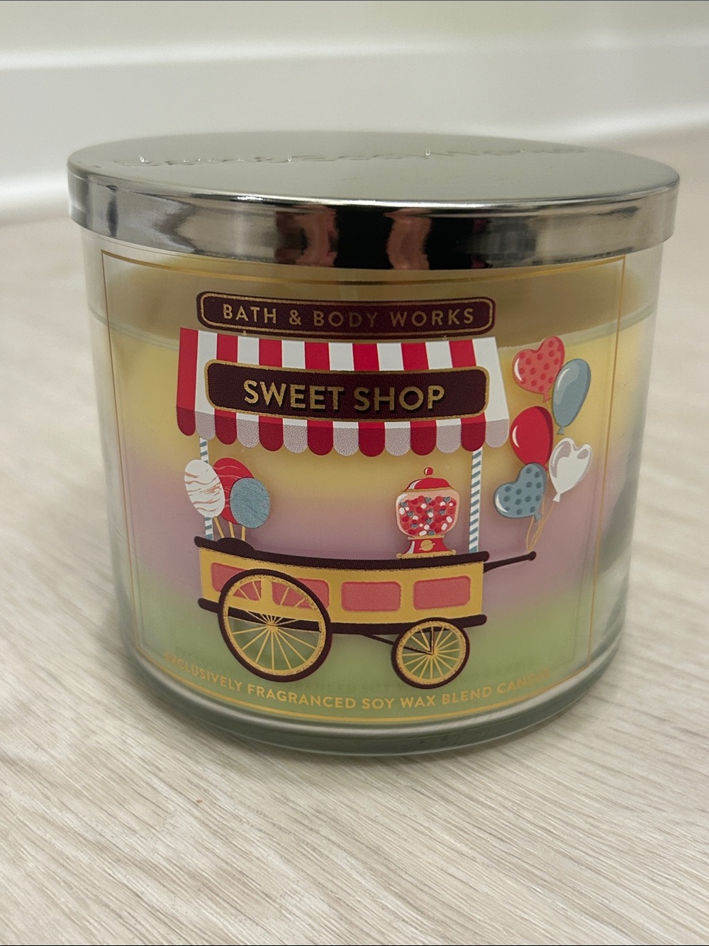 Bath & Body Works (NWT) Sweet Shop 3-Wick Candle